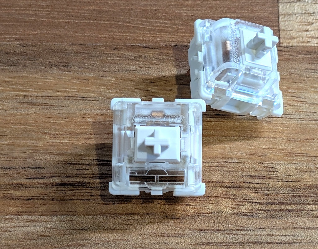 (自キ断捨離中) キースイッチ Pearlio Linear 49個 Amazon.co.jp: Zhouwang Gateron KS-33 ロープロファイル 2.0